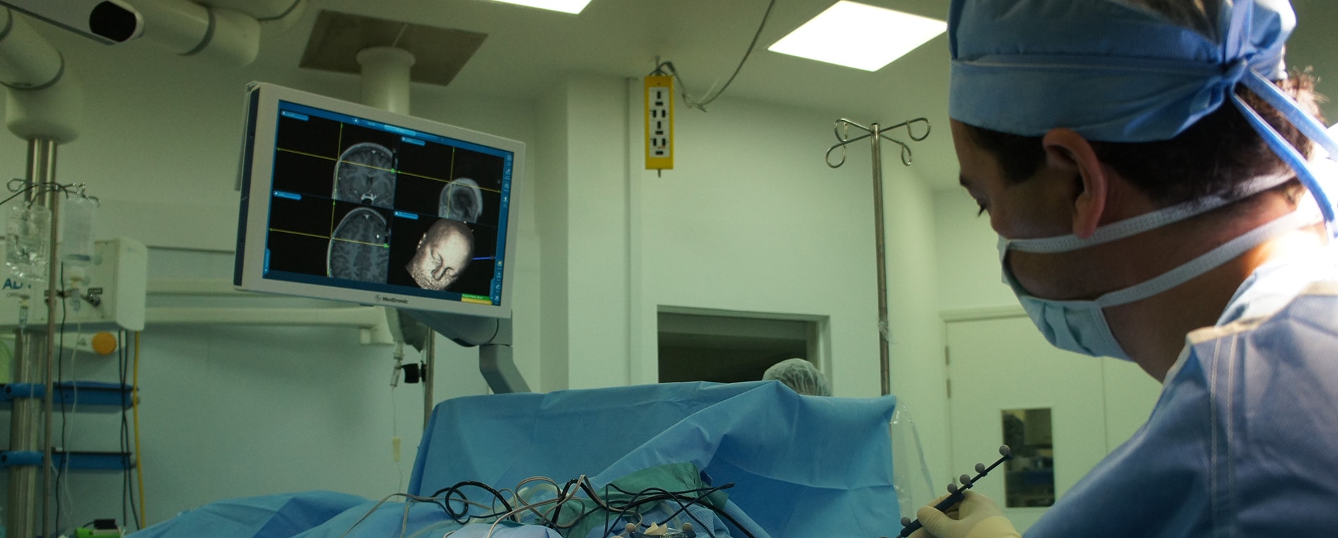 Chirurgien neurologue Tunisie Medecin neurochirurgien Tunisie